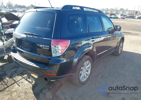 2011 Subaru Forester 2.5X Limited z USA, uszkodzony, nr VIN JF2SHAEC6BH752141